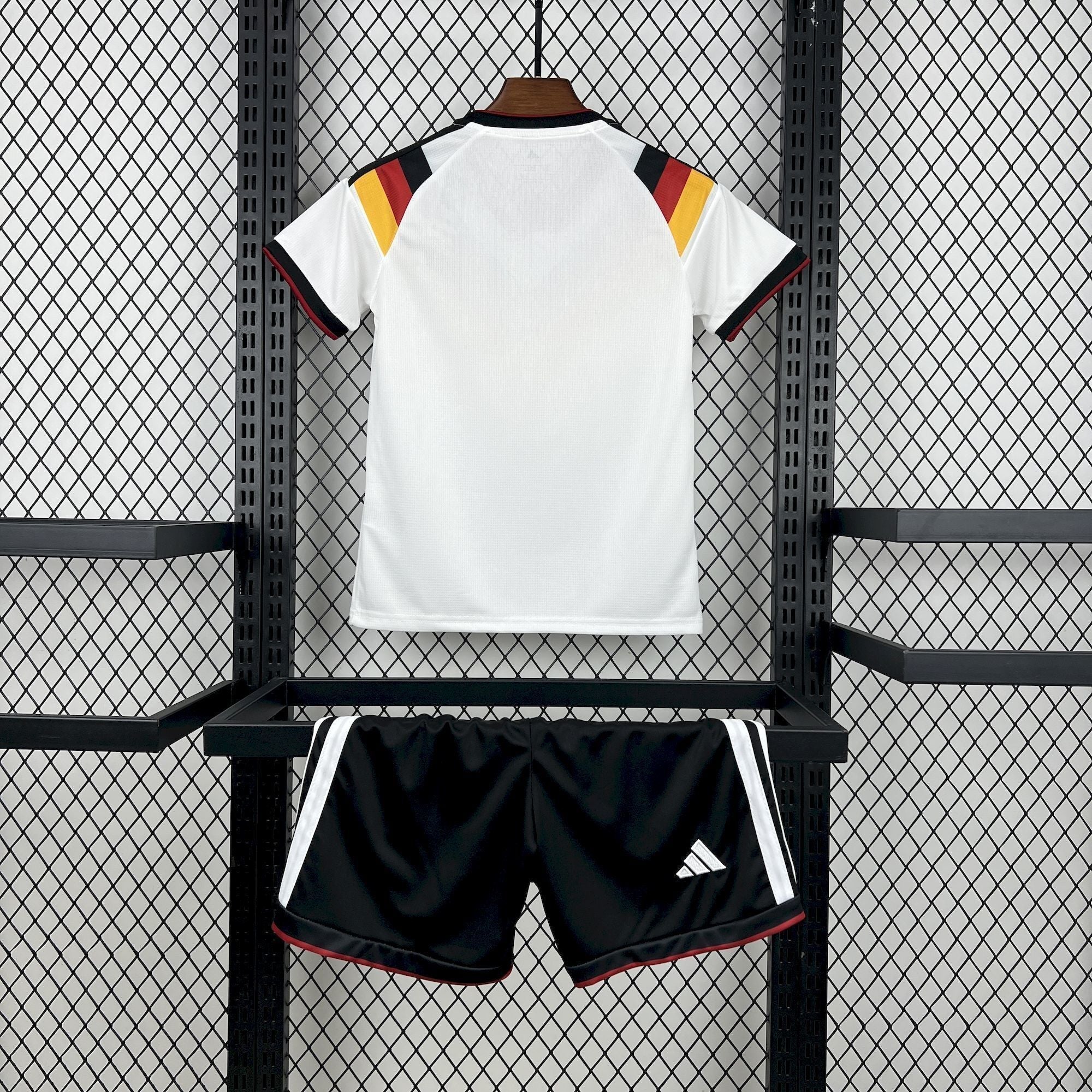 ALLEMAGNE - ENSEMBLE ENFANT DOMICILE 2026
