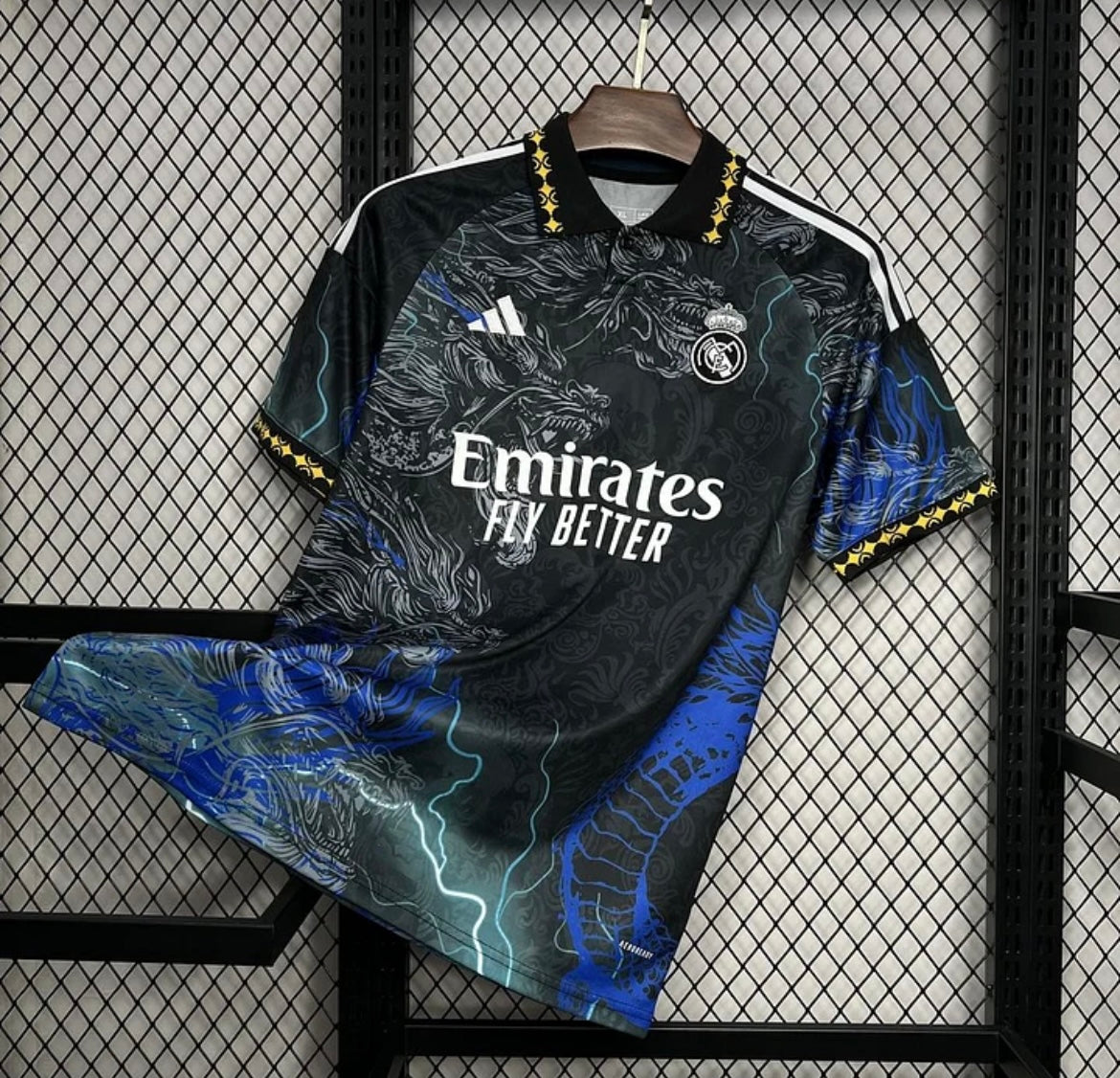 REAL MADRID - MAILLOT CONCEPT 24/25