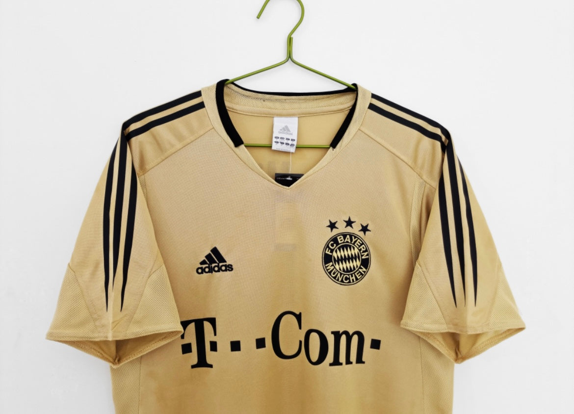 FC BAYERN - MAILLOT EXTÉRIEUR 04/05