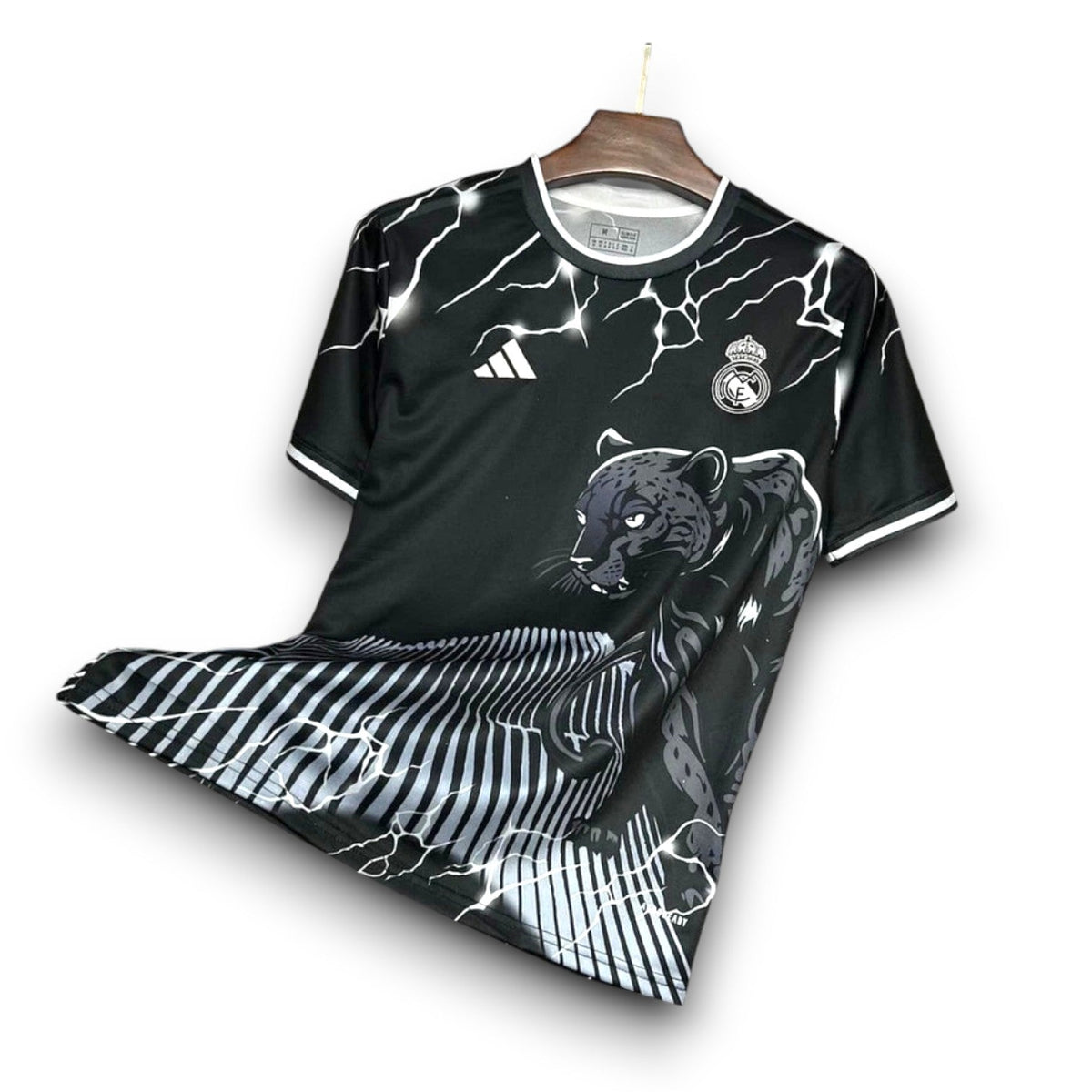 REAL MADRID - MAILLOT CONCEPT 24/25
