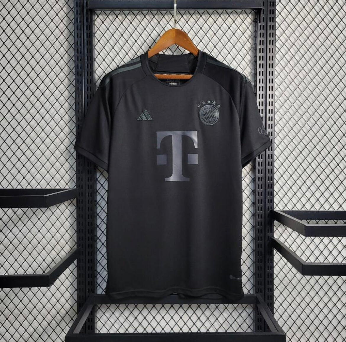 FC BAYERN - CONCEPT JERSEY 22/23