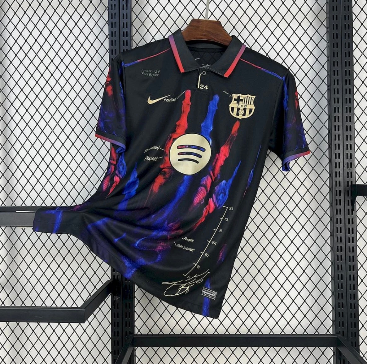 FC BARCELONE - MAILLOT CONCEPT 25/26