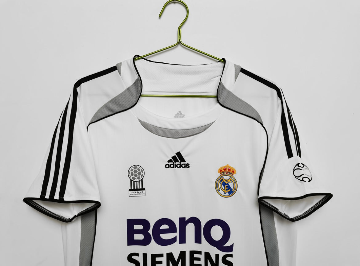 REAL MADRID - HOME JERSEY 06/07