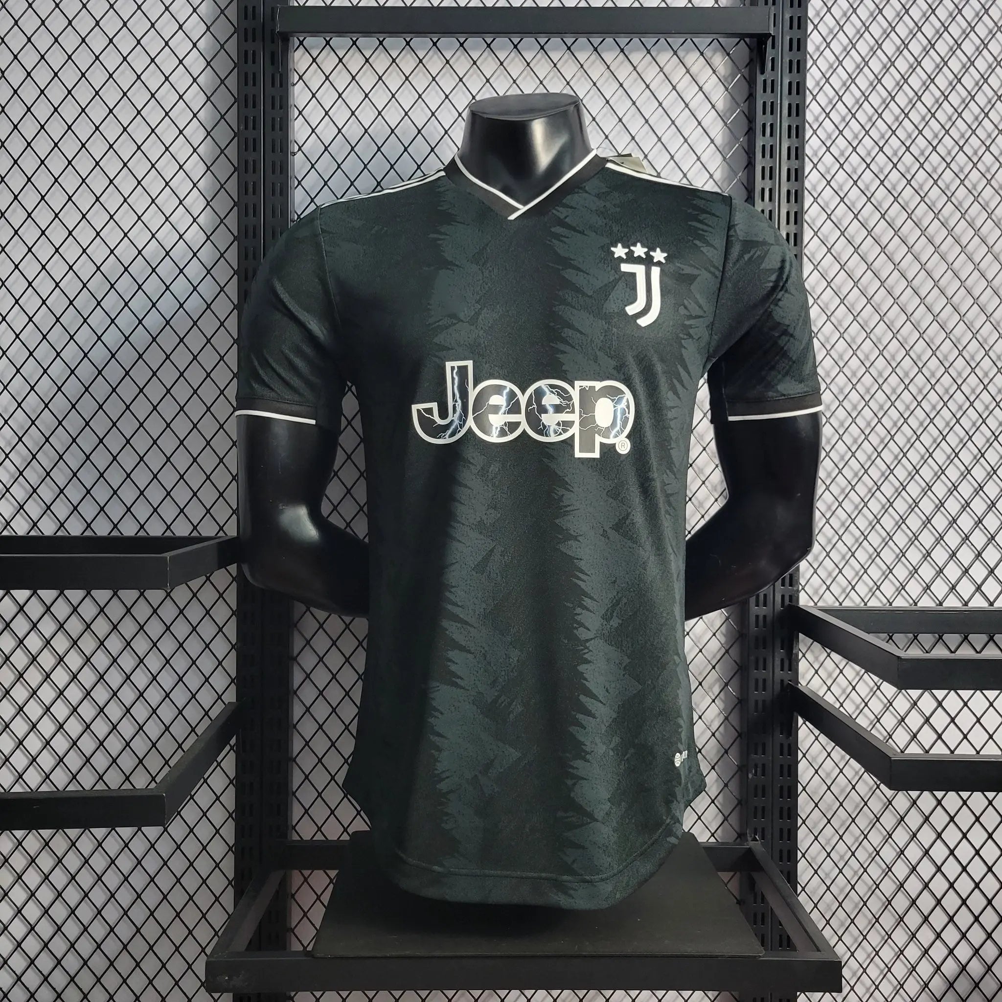 JUVENTUS - MAILLOT EXTÉRIEUR JOUEUR 22/23