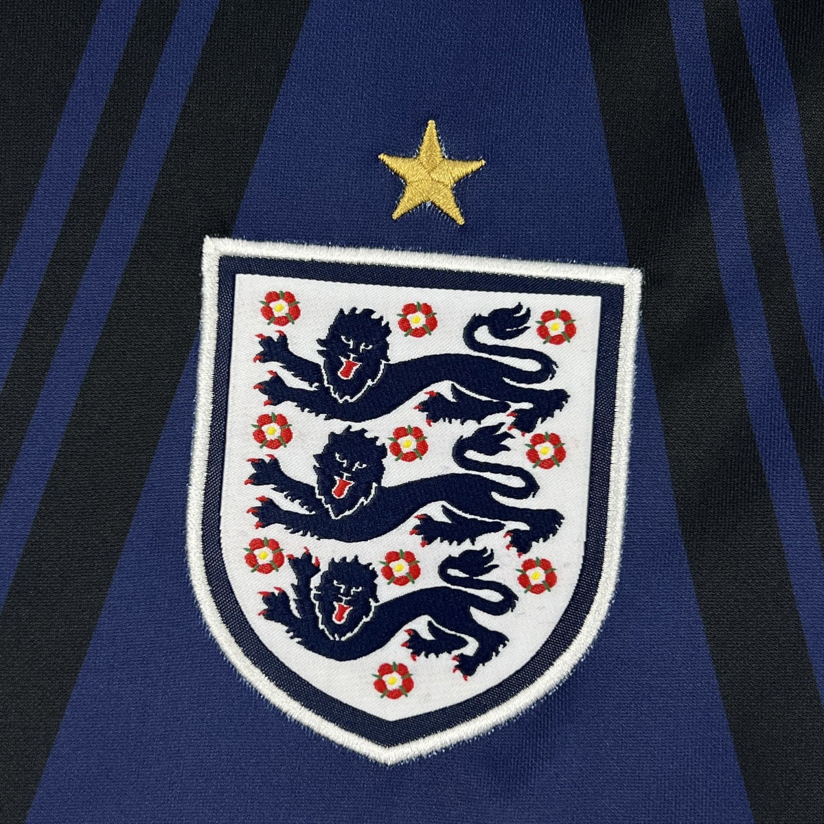 ANGLETERRE - MAILLOT GARDIEN MANCHES LONGUES "HOLLYWOOD" 2026
