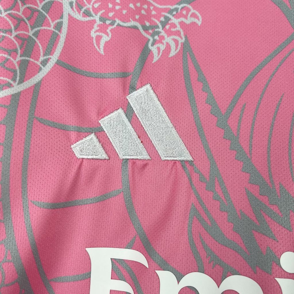 REAL MADRID - MAILLOT CONCEPT "DRAGON ROSE" 25/26