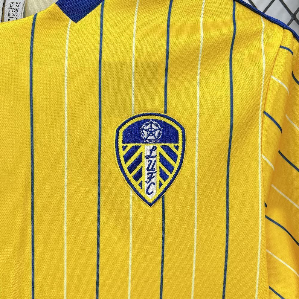 LEEDS UNITED - RETRO JERSEY 25/26