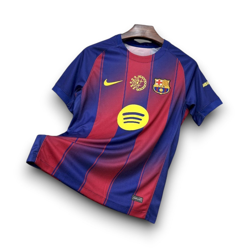 FC BARCELONE - MAILLOT DOMICILE X Dellafuente 25/26