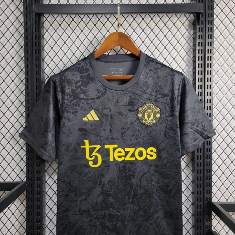 MANCHESTER UNITED - PRE-MATCH JERSEY 23/24
