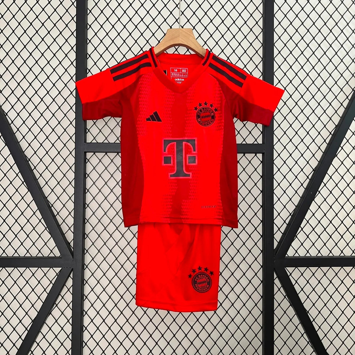 FC BAYERN - ENSEMBLE ENFANT 24/25