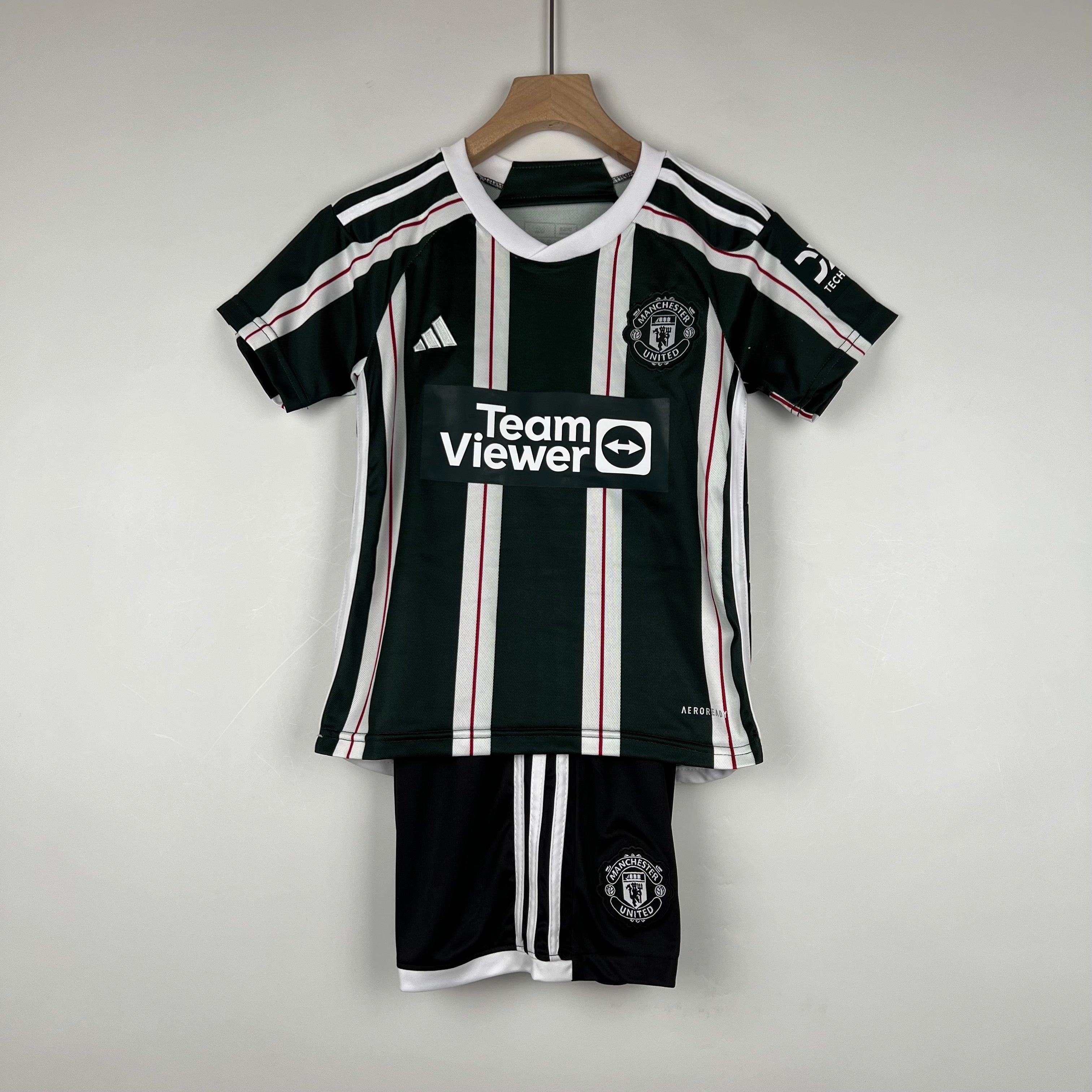 MANCHESTER UNITED - ENSEMBLE ENFANT EXTÉRIEUR 23/24