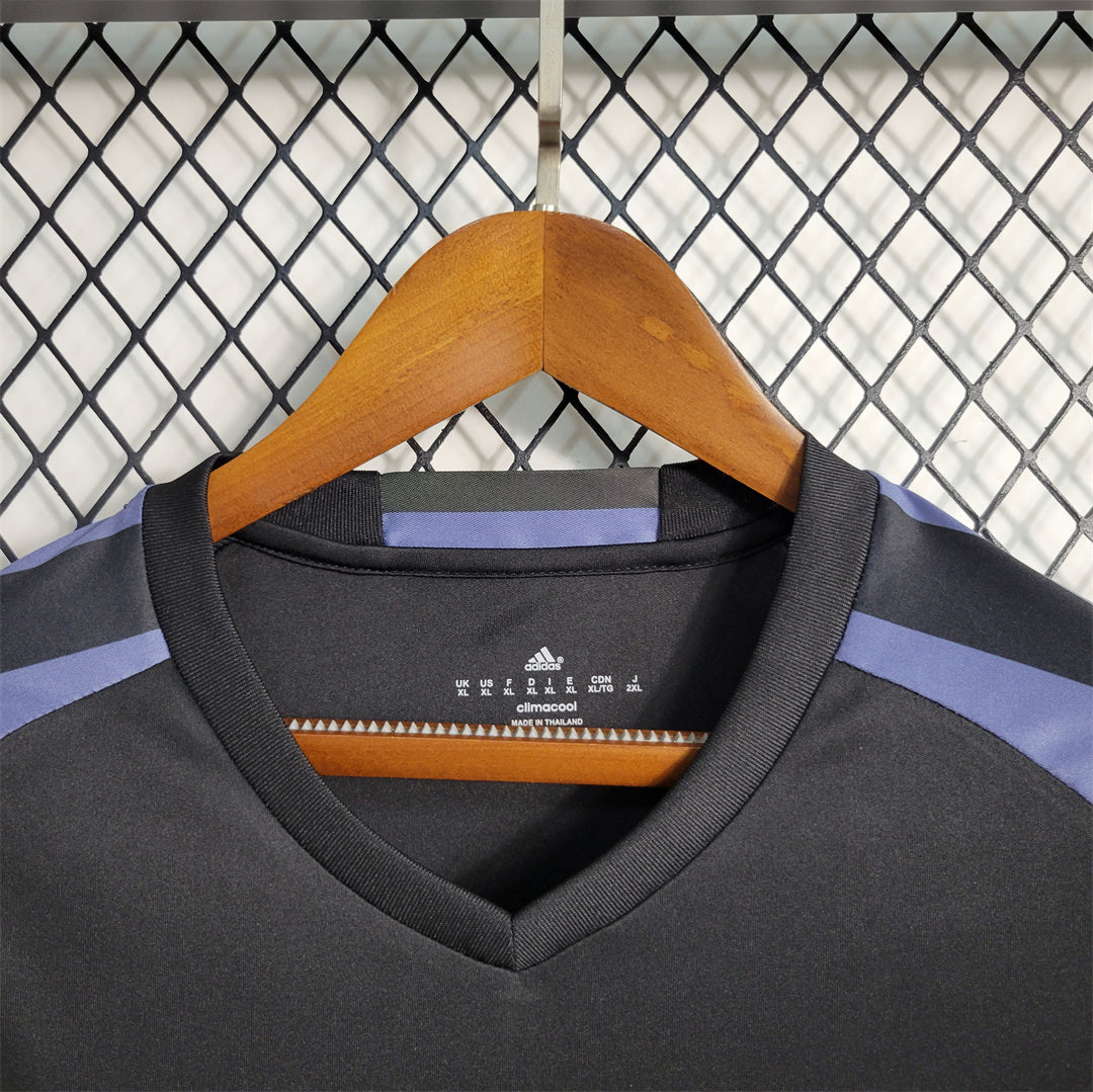 REAL MADRID - MAILLOT EXTÉRIEUR THIRD MANCHES LONGUES RETRO 16/17