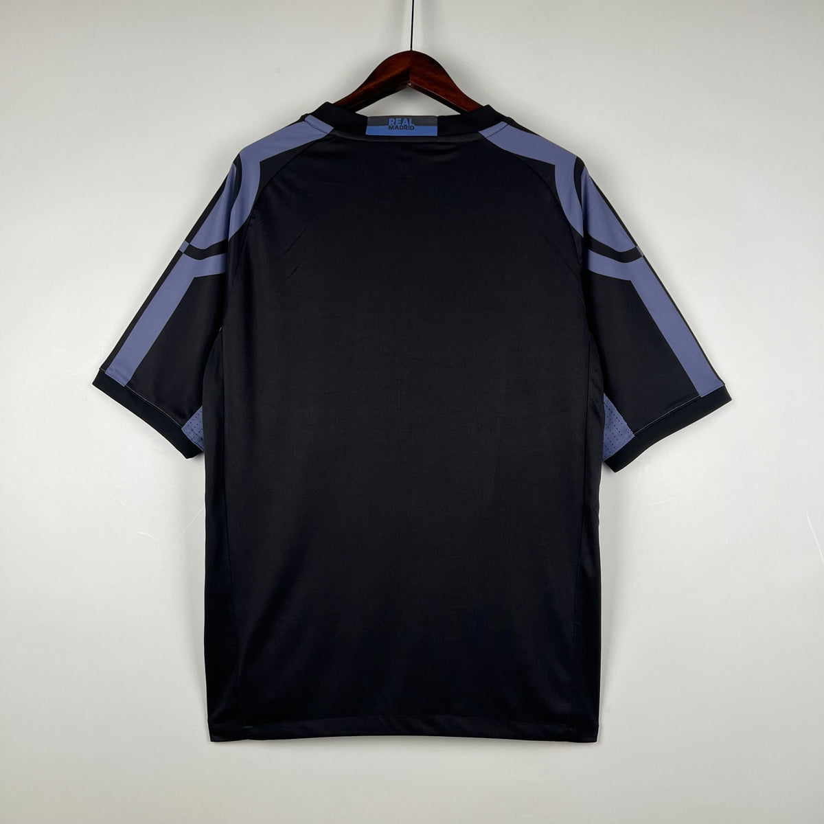 REAL MADRID - MAILLOT EXTÉRIEUR THIRD RETRO 16/17