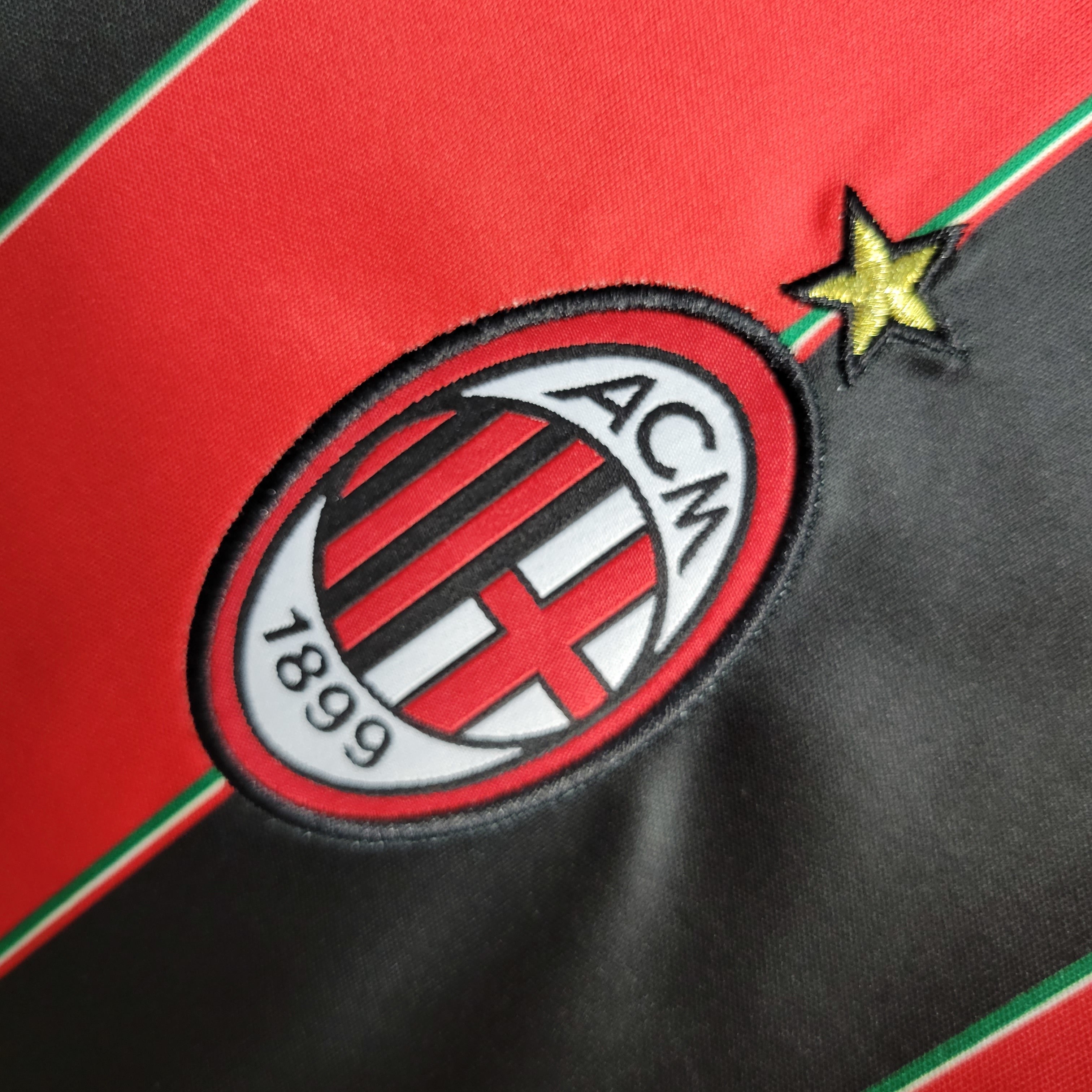 AC MILAN - MAILLOT DOMICILE RETRO 12/13