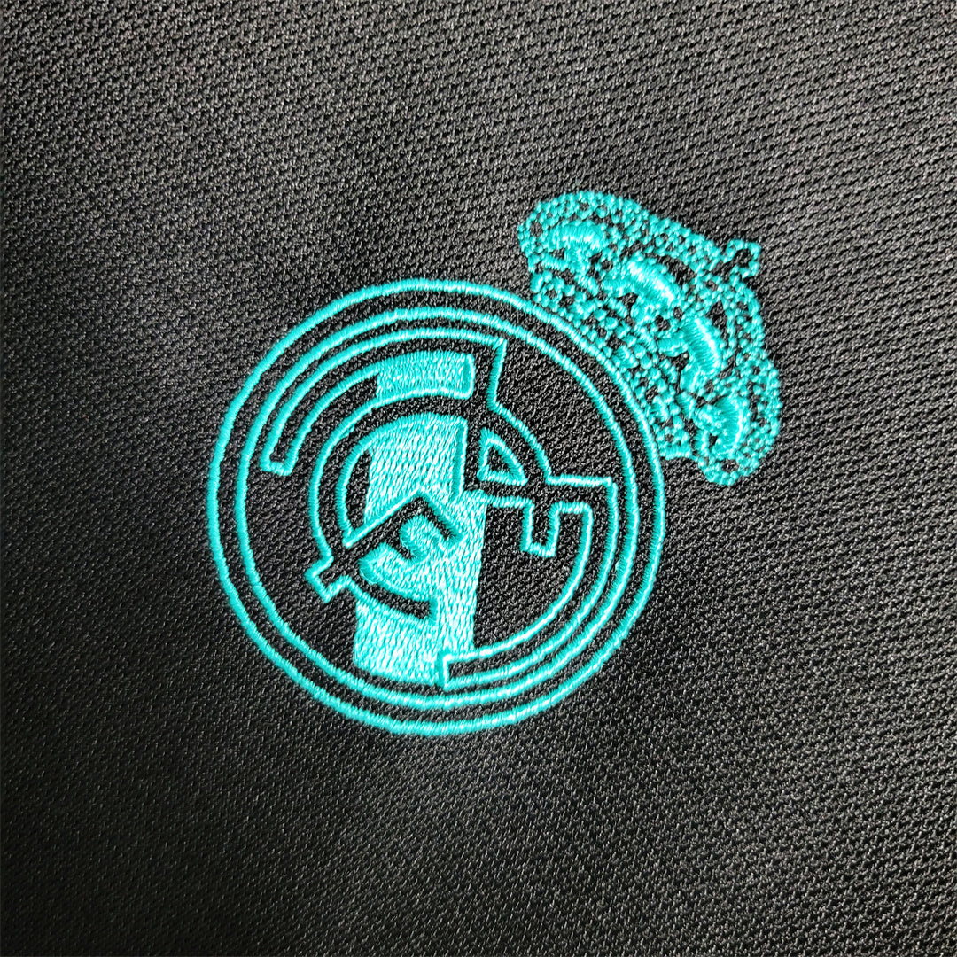 REAL MADRID - RETRO 17/18 LONG SLEEVED AWAY JERSEY