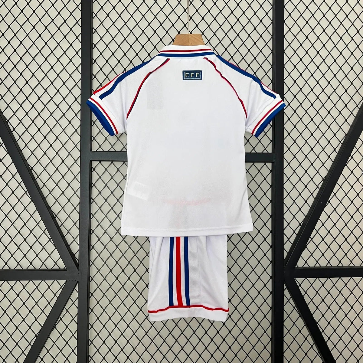 FRANCE - ENSEMBLE ENFANT