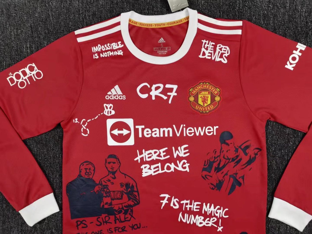 MANCHESTER UNITED - LONG SLEEVE CONCEPT JERSEY 21/22