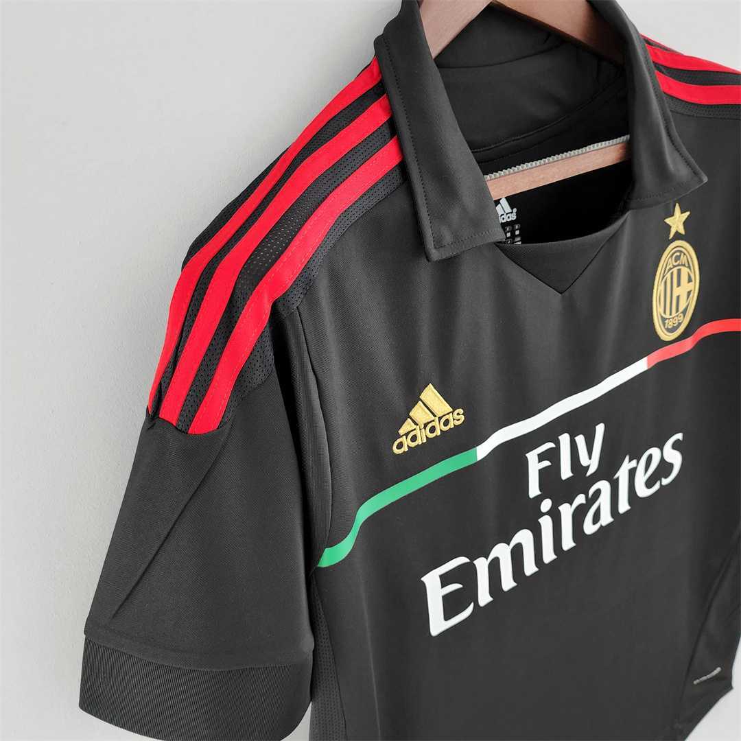 AC MILAN - MAILLOT EXTÉRIEUR THIRD RETRO 11/12