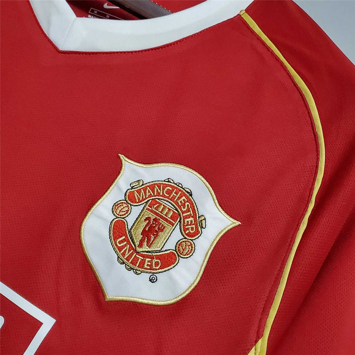MANCHESTER UNITED - 06/07 RETRO HOME SHIRT