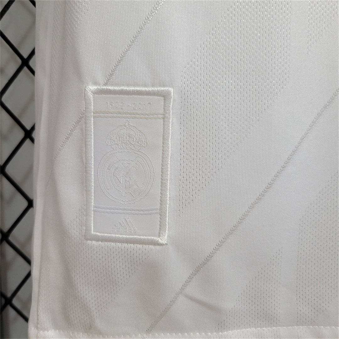 REAL MADRID - MAILLOT DOMICILE MANCHES LONGUES RETRO 17/18