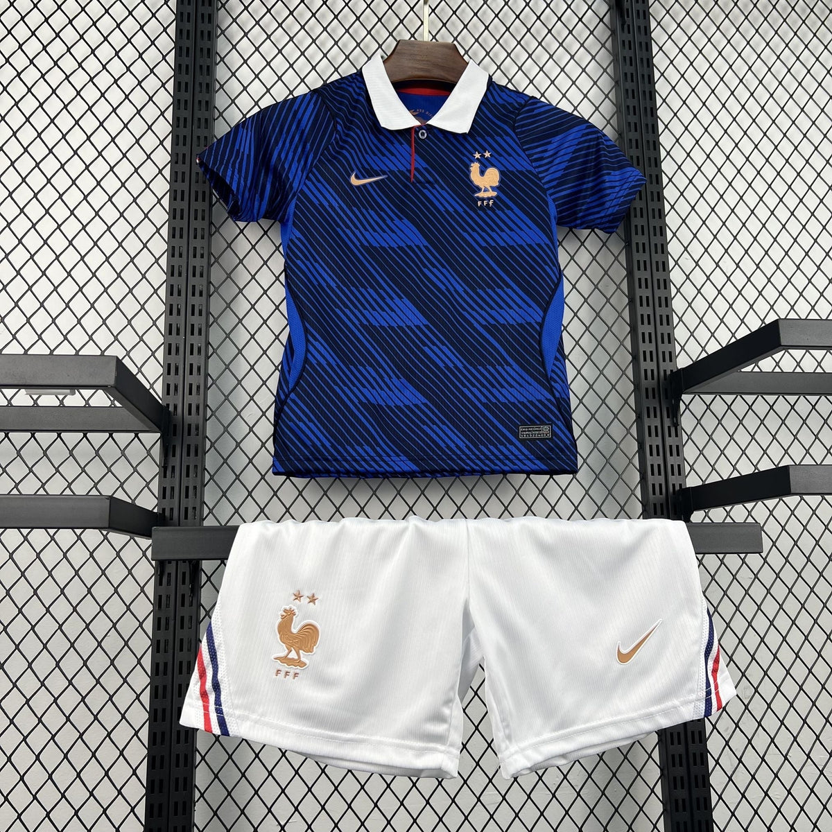 FRANCE - KIDS' HOME KIT 2026