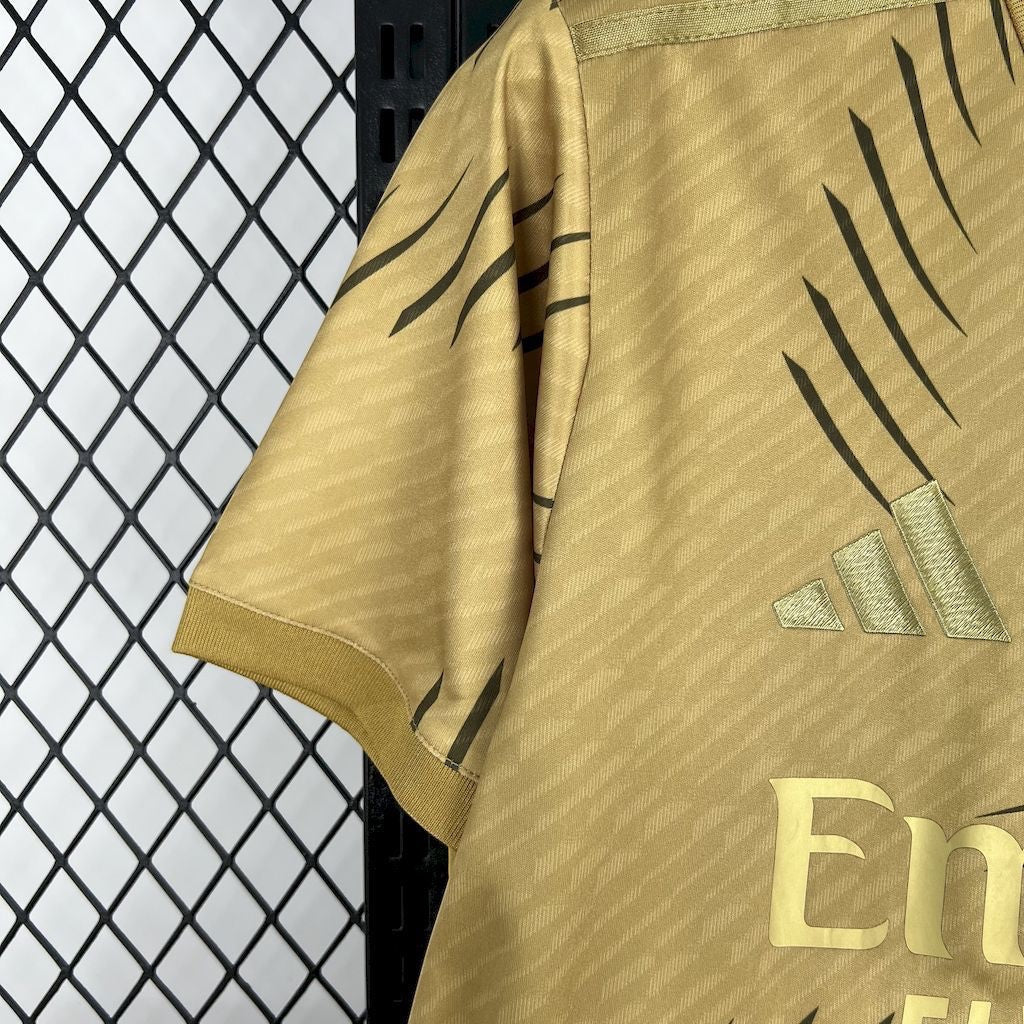 REAL MADRID - "GOLD" CONCEPT JERSEY 25/26