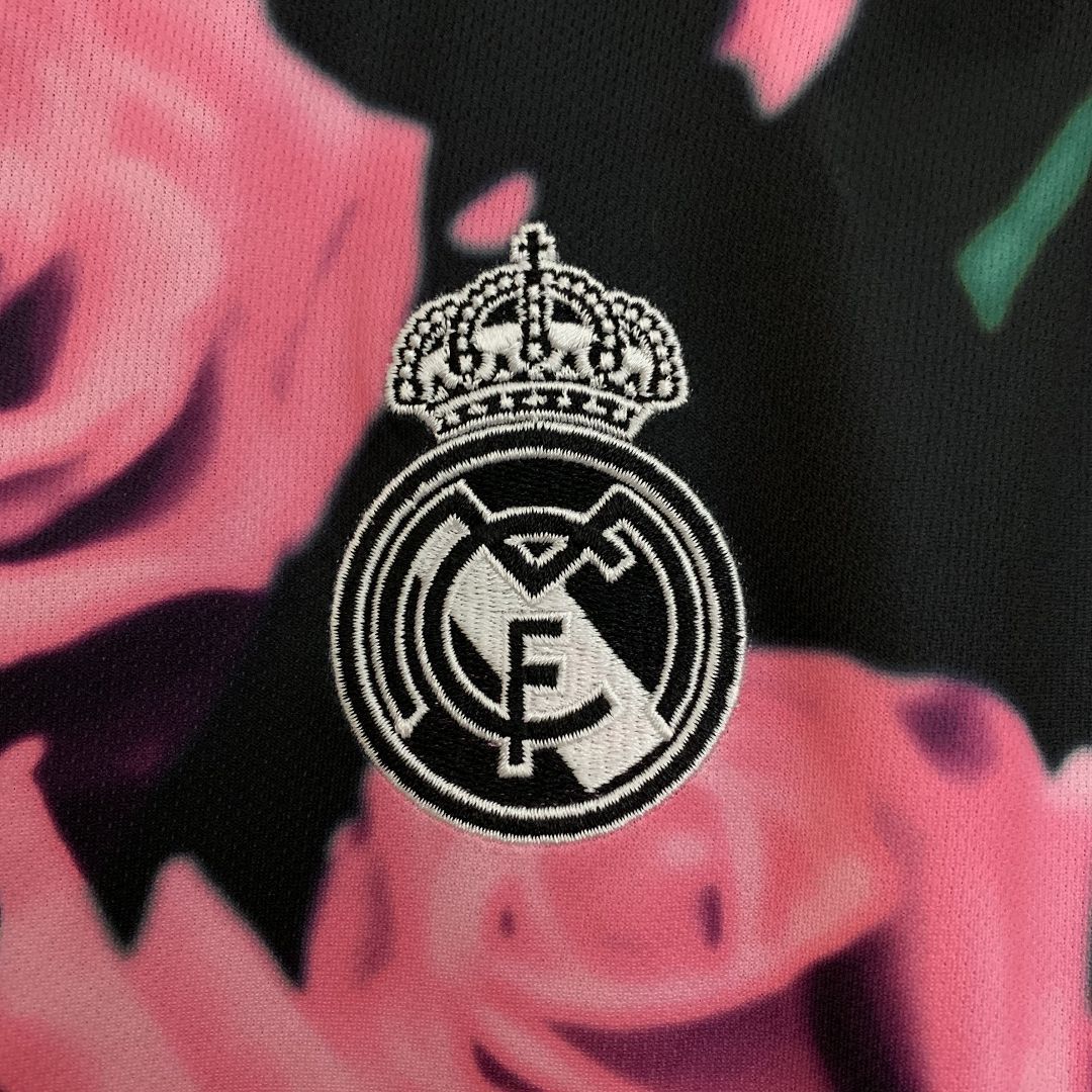 REAL MADRID - "PINK SNAKE" CONCEPT JERSEY 25/26