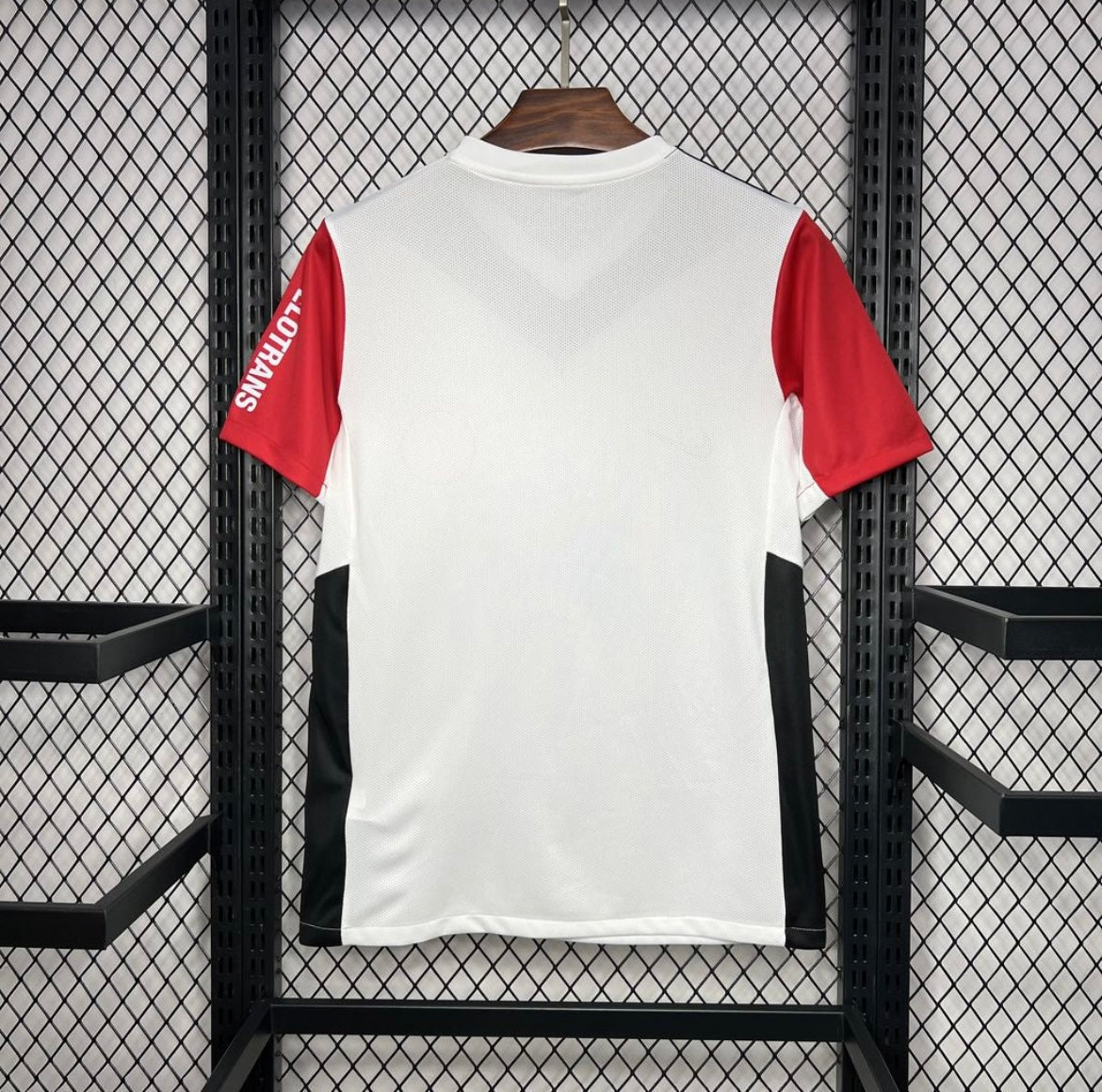 EINTRACHT FRANCFORT - MAILLOT DOMICILE 24/25