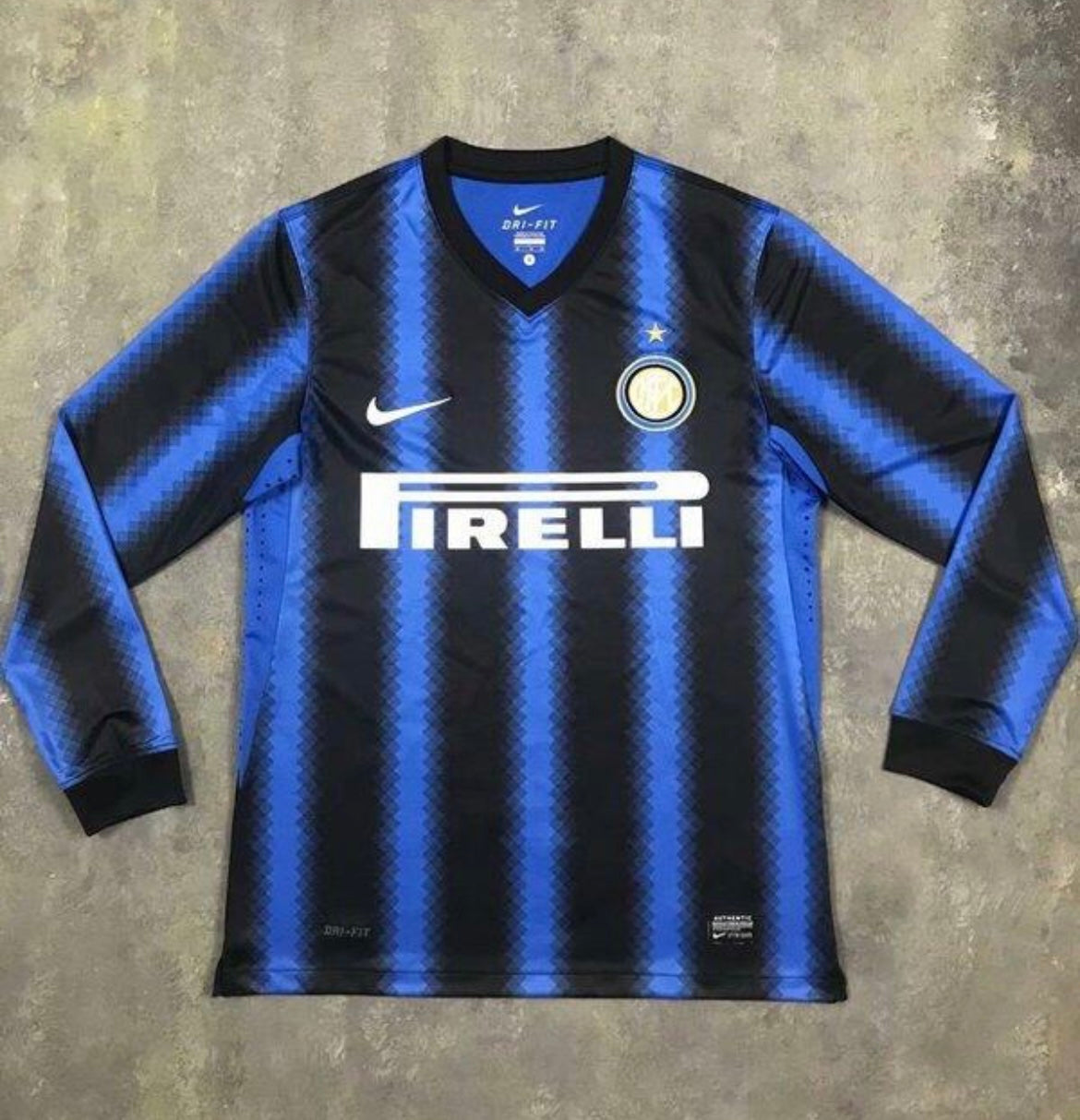 INTER MILAN - LONG SLEEVE HOME SHIRT 10/11