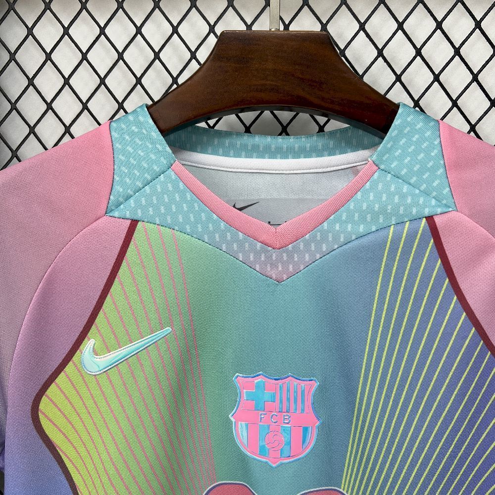 FC BARCELONE - MAILLOT CONCEPT "KAROLG" 25/26