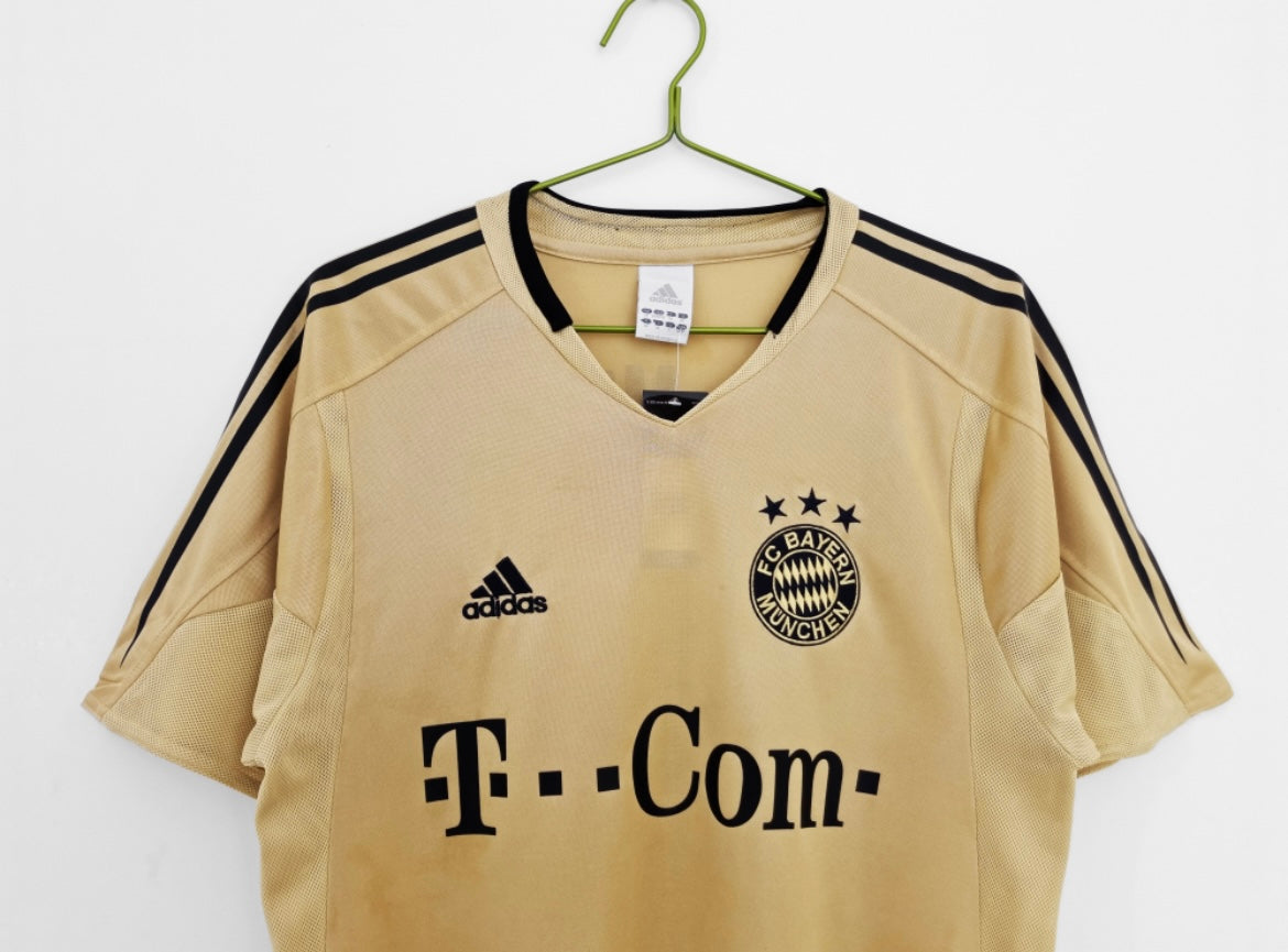 FC BAYERN - MAILLOT EXTÉRIEUR 04/05