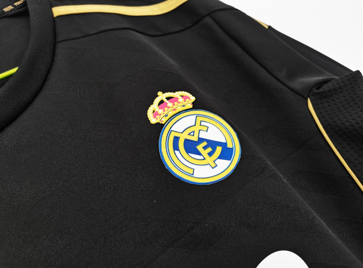 REAL MADRID - AWAY LONG SLEEVE JERSEY 11/12
