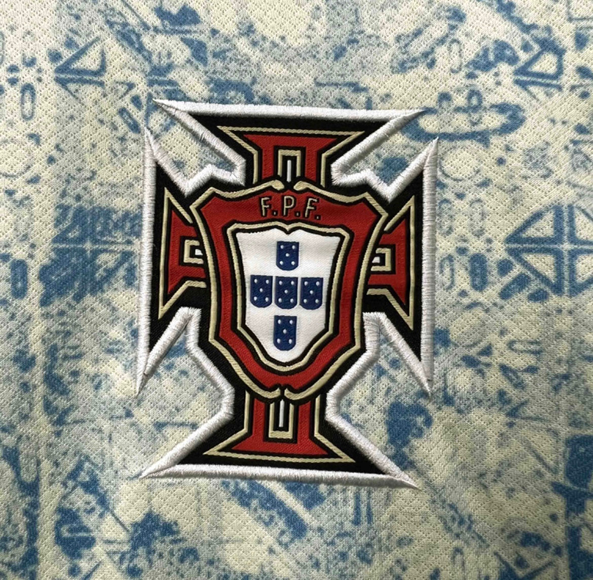 PORTUGAL - MAILLOT EXTÉRIEUR 2024