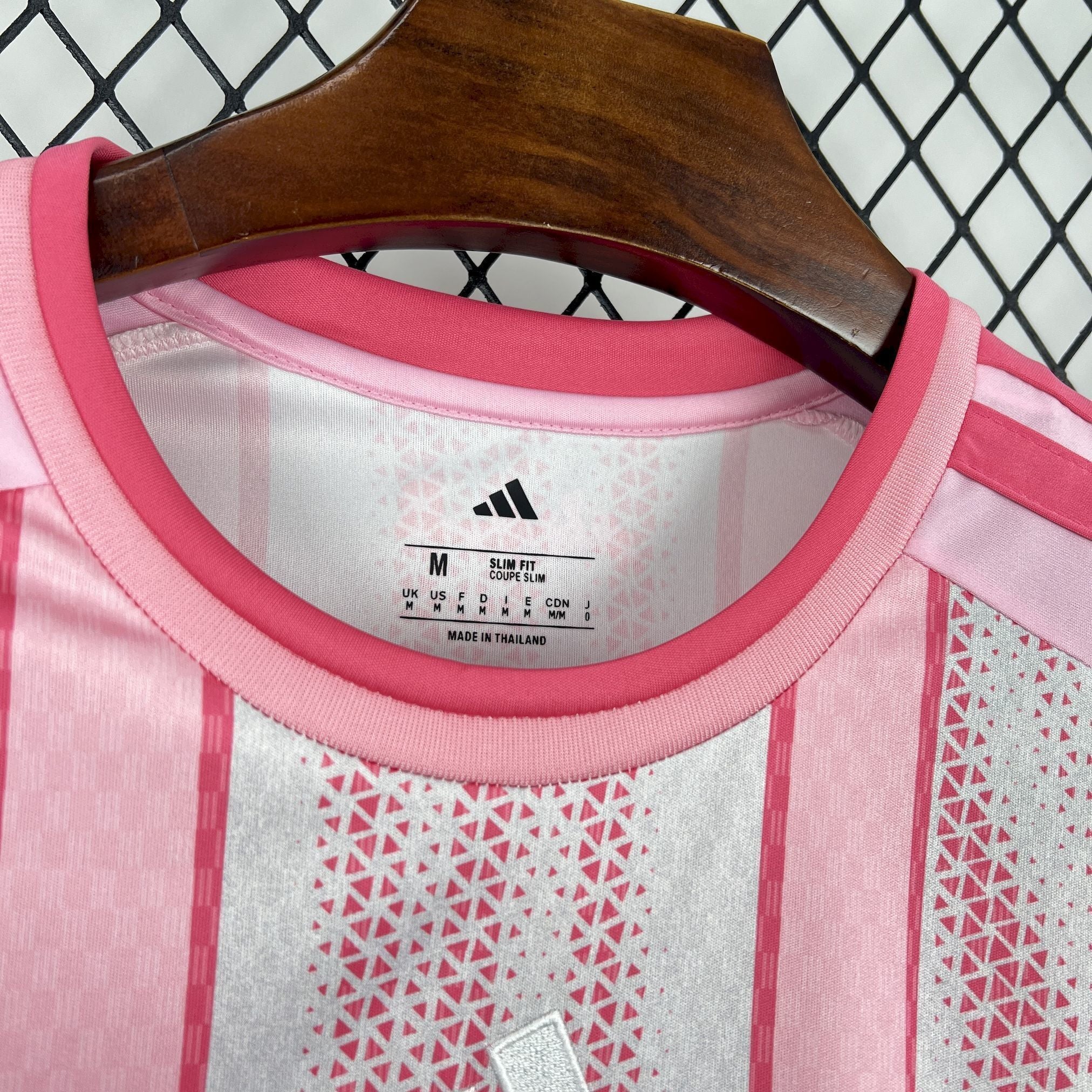 ALGERIA - "PINK" PRE-MATCH JERSEY 2026