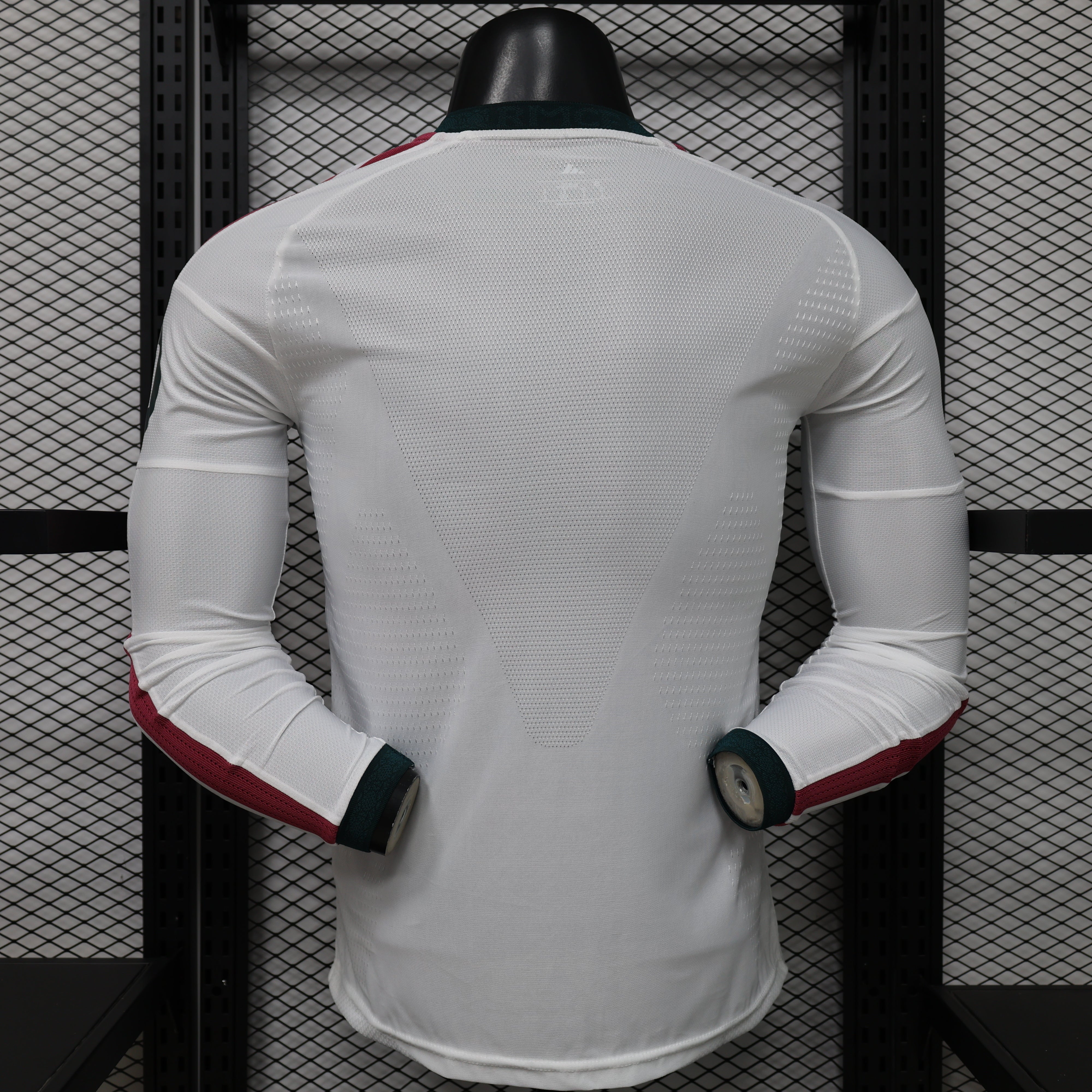 REAL MADRID - HOME LONG SLEEVE PLAYER JERSEY 26/27