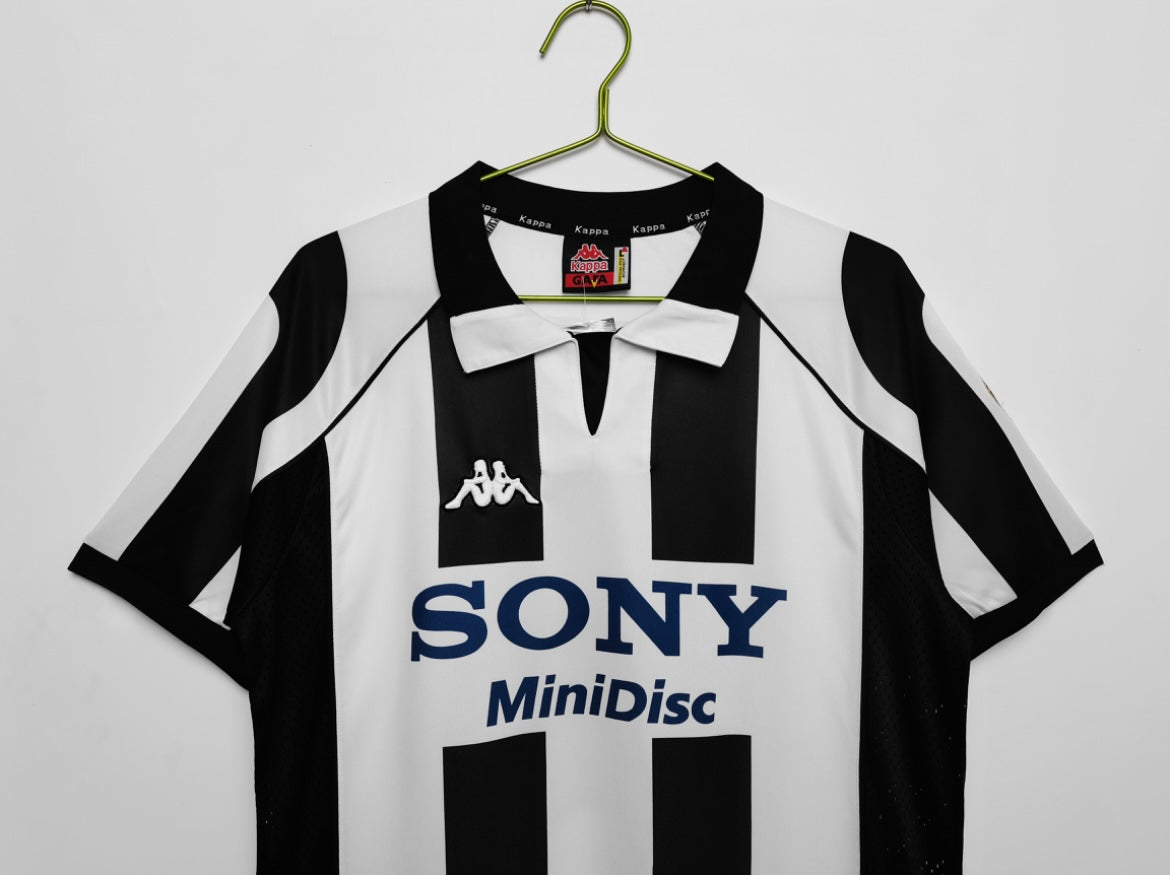 JUVENTUS - HOME JERSEY 1997/98