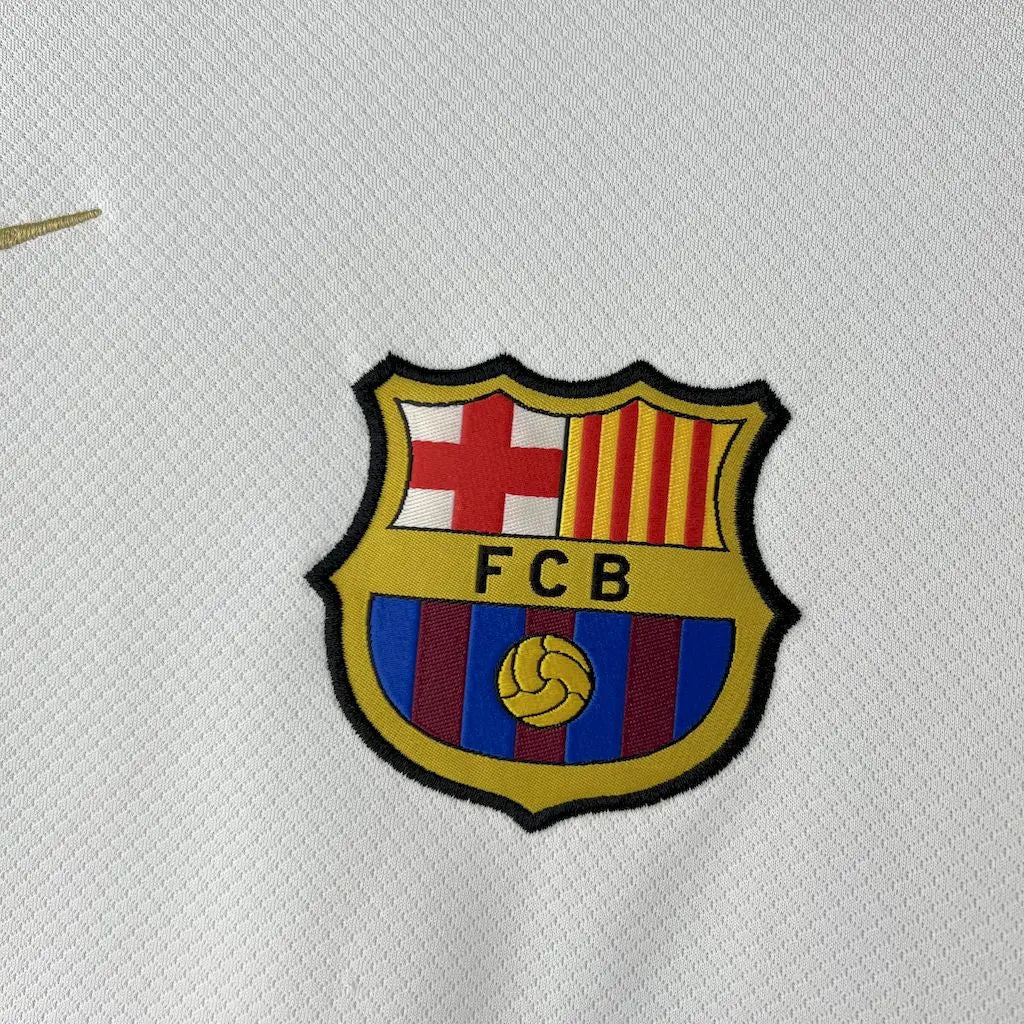 25/26 Maillot du FC BARCELONE Blanc