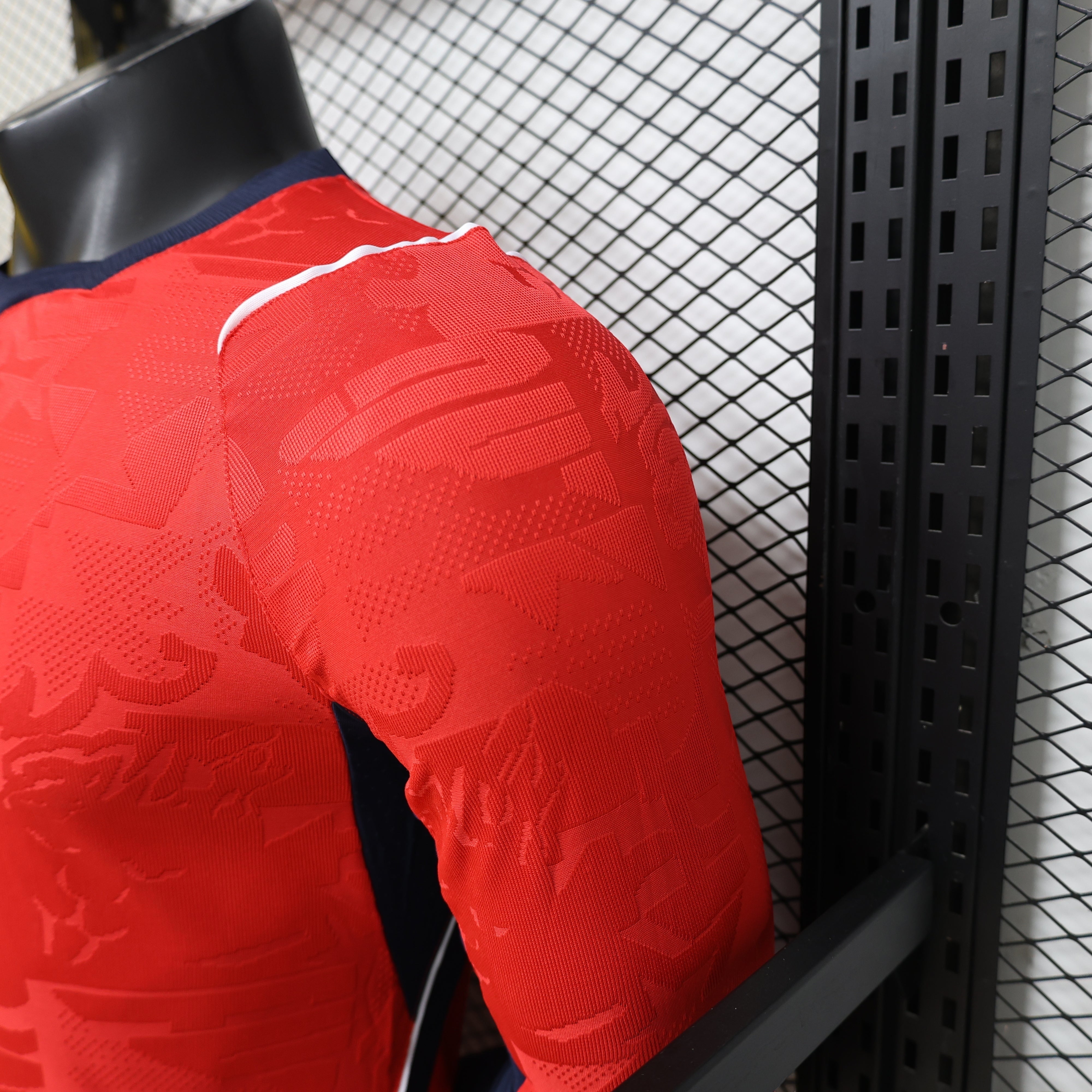 ANGLETERRE - MAILLOT EXTÉRIEUR JOUEUR MANCHES LONGUES 2026