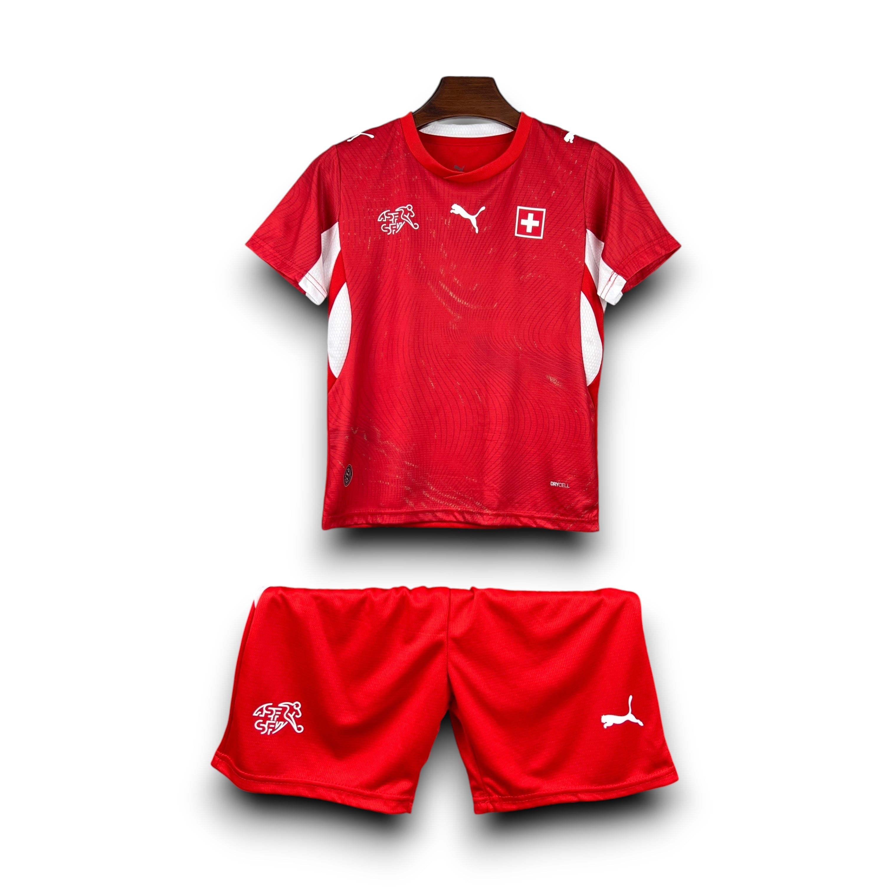 SUISSE - ENSEMBLE ENFANT DOMICILE 2026