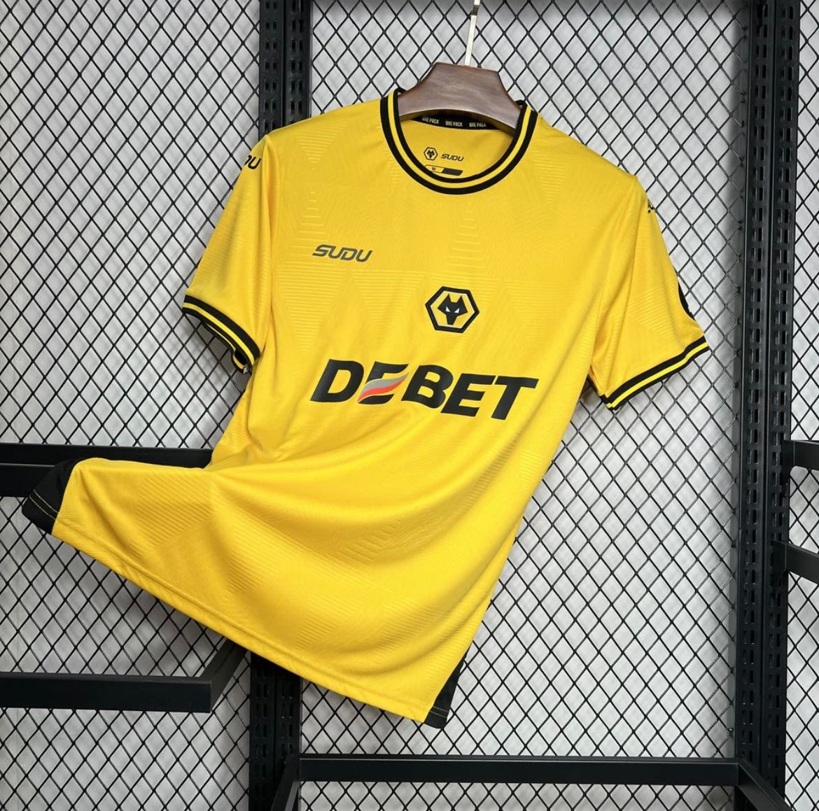 WOLVERHAMPTON - MAILLOT DOMICILE 24/25