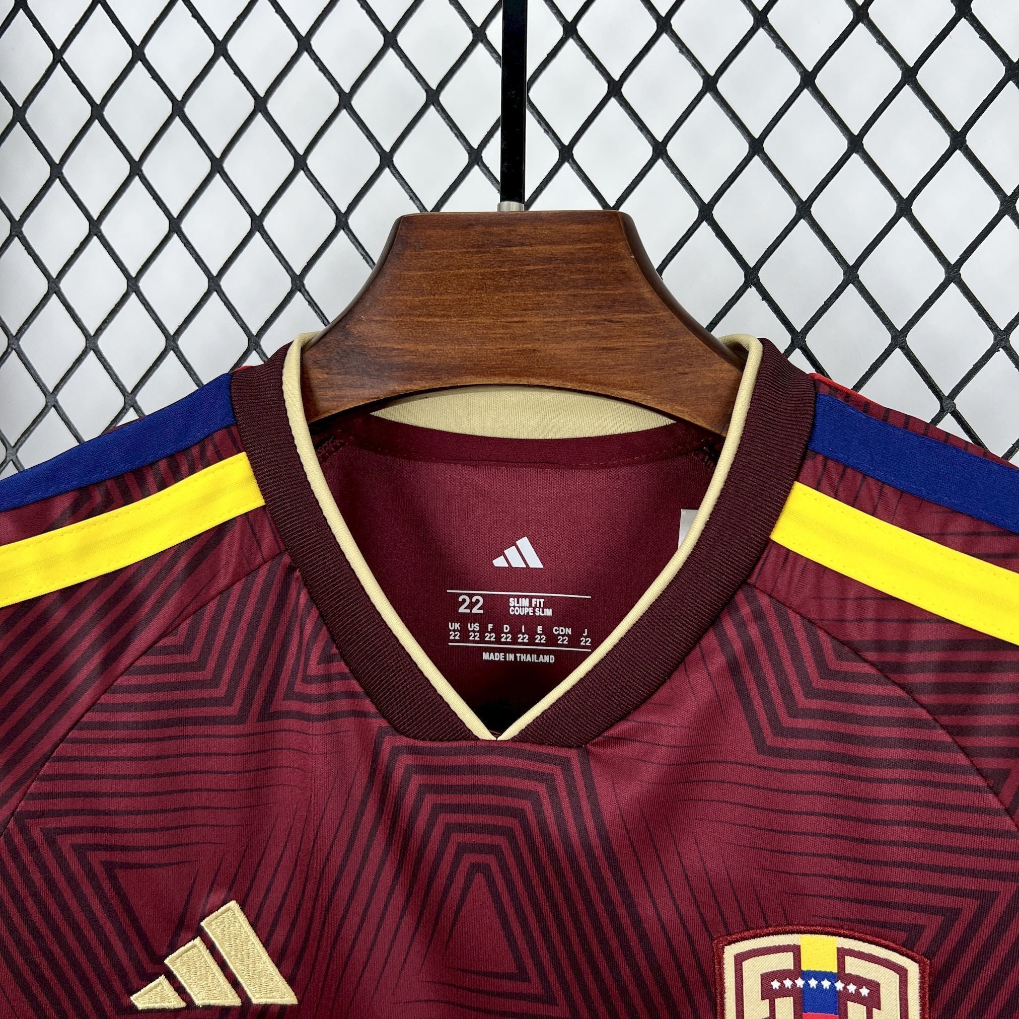 VENEZUELA - ENSEMBLE ENFANT DOMICILE 2026