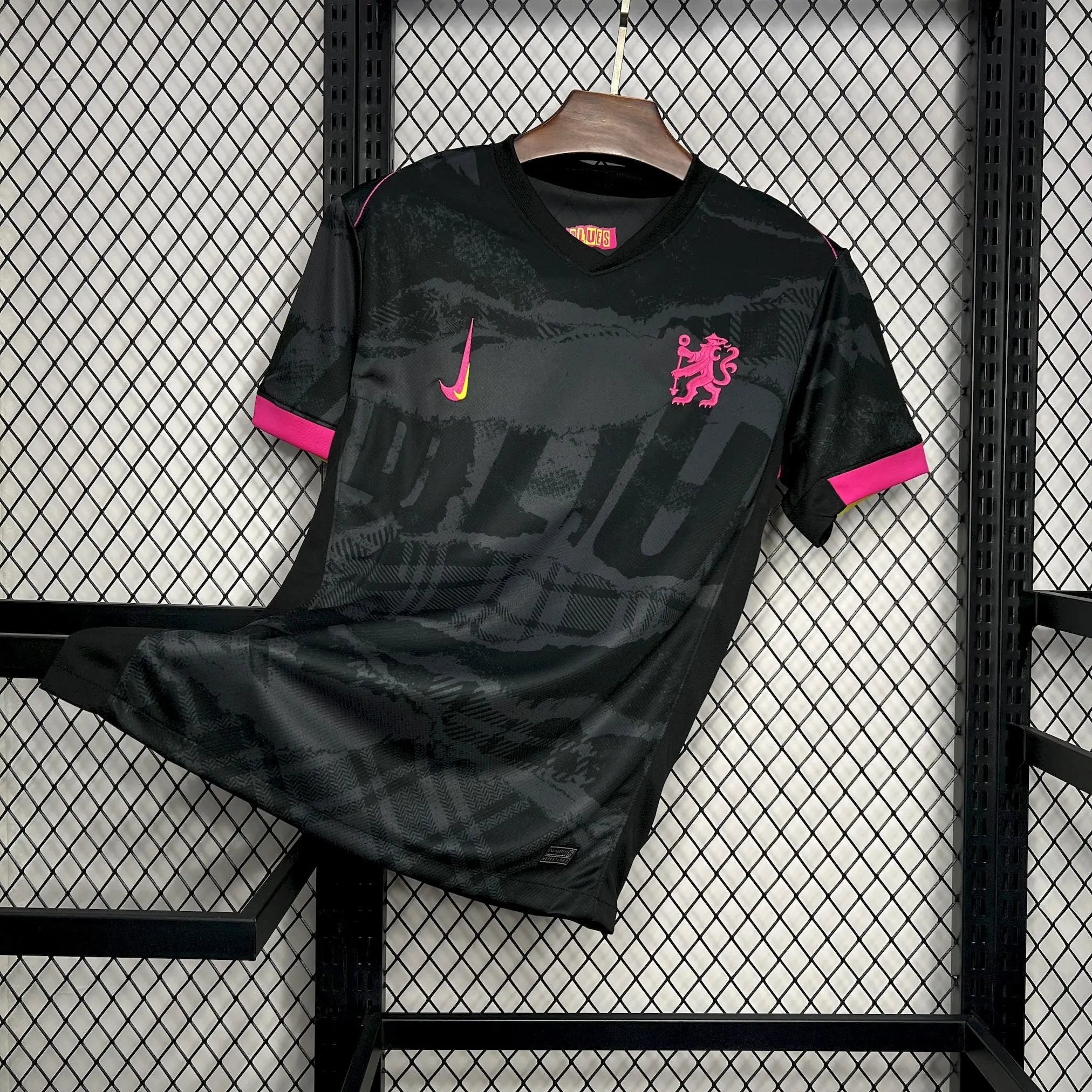 24/25 Maillot Third de CHELSEA Rose/Noir