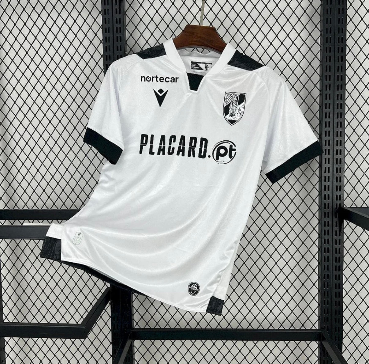VITORIA GUIMARAES - HOME JERSEY 25/26