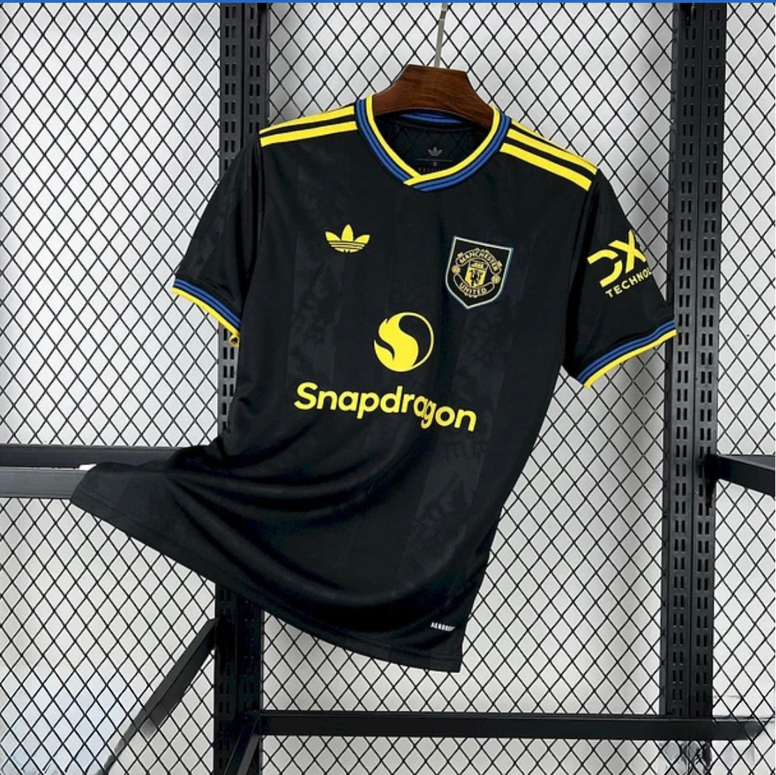 MANCHESTER UNITED - 25/26 THIRD JERSEY