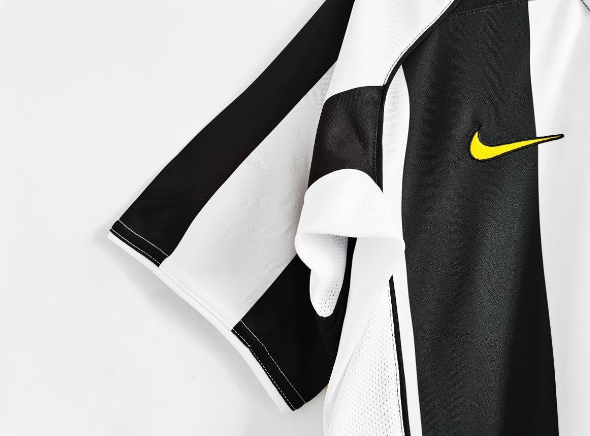 JUVENTUS - MAILLOT DOMICILE 04/05