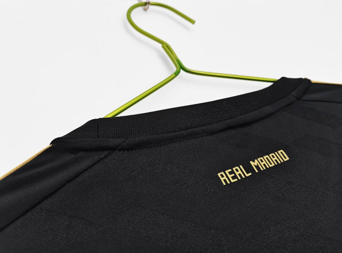 REAL MADRID - AWAY LONG SLEEVE JERSEY 11/12