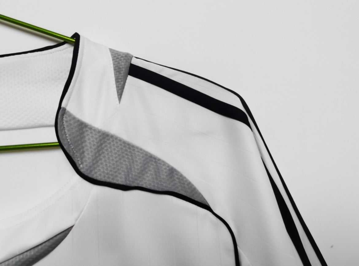 REAL MADRID - HOME LONG-SLEEVE JERSEY 06/07