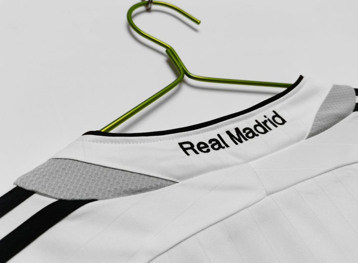 REAL MADRID - HOME JERSEY 06/07