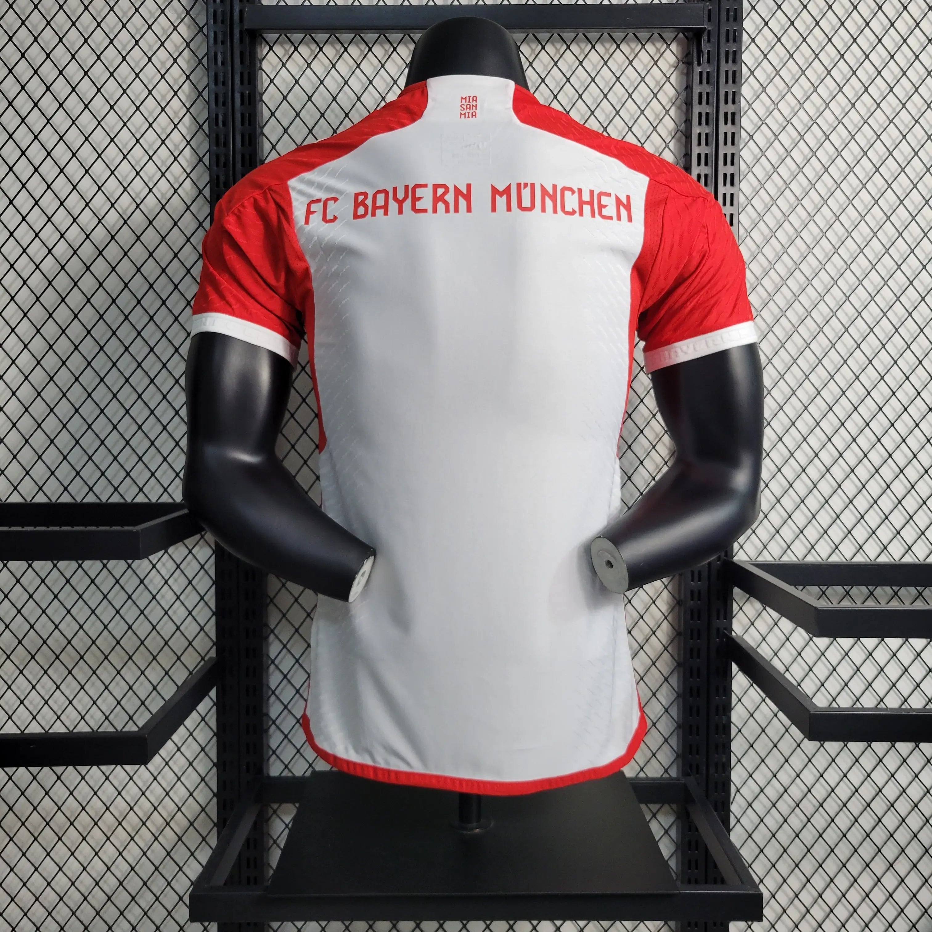 FC BAYERN - MAILLOT DOMICILE JOUEUR 23/24