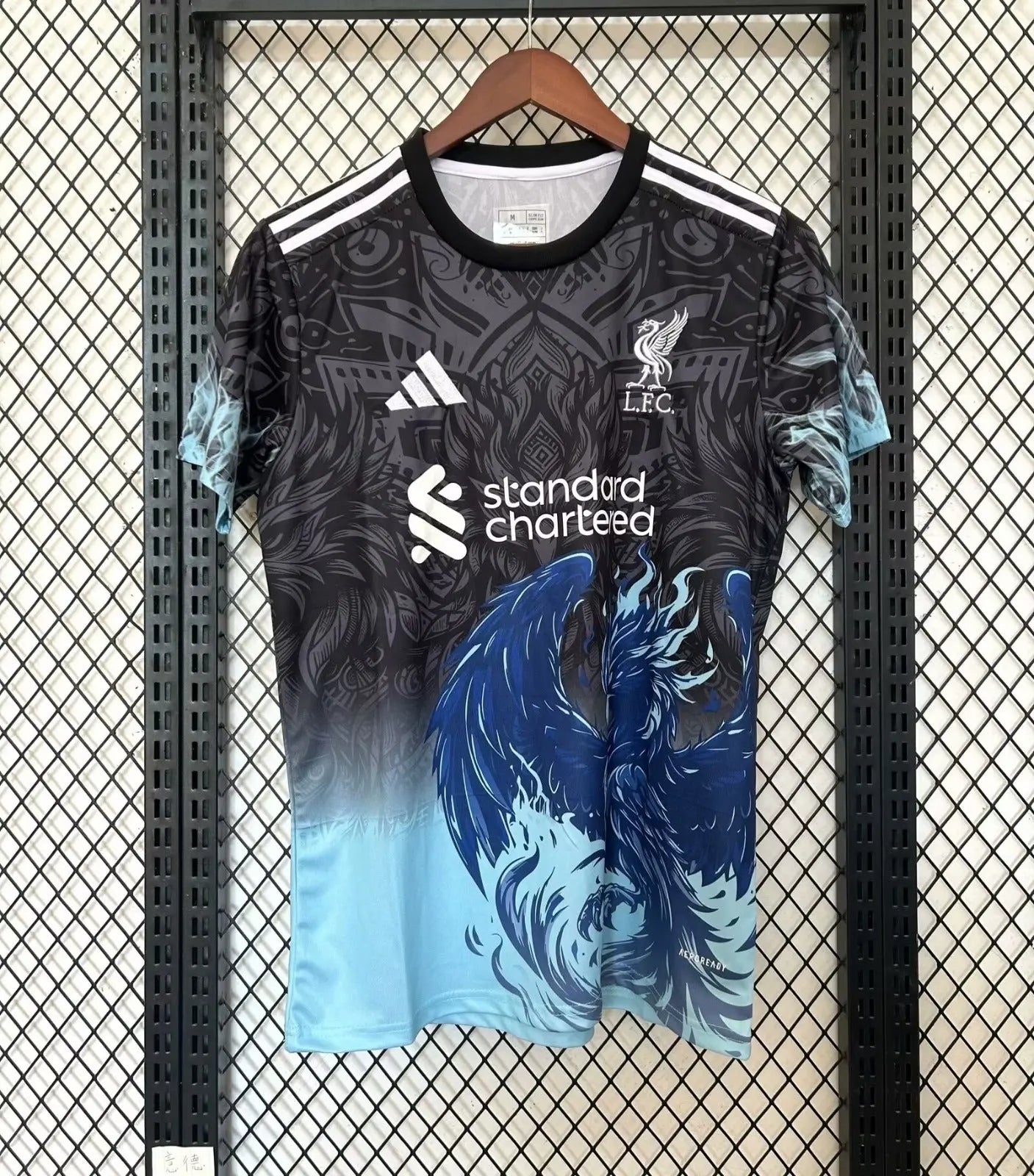 LIVERPOOL - MAILLOT SPÉCIAL 24/25